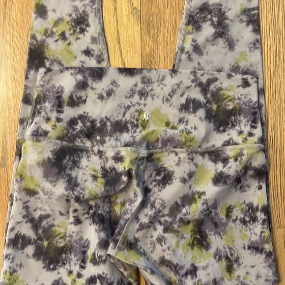 Lululemon full length legging - Picture 4 of 4